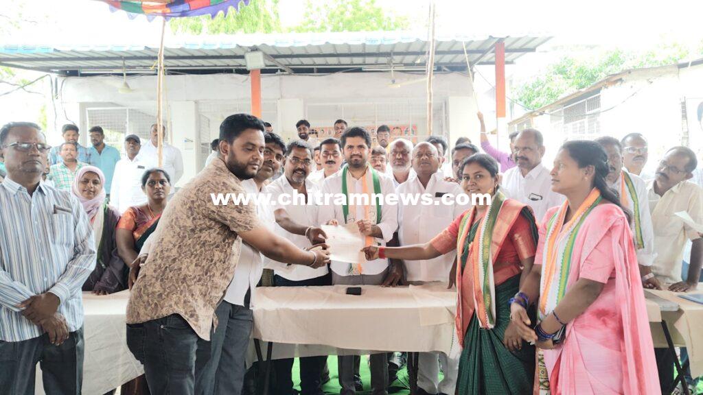 సీఎంఆర్ఎఫ్ చెక్కులు ఆపదలో ఉన్న పేదలకు లబ్ధి