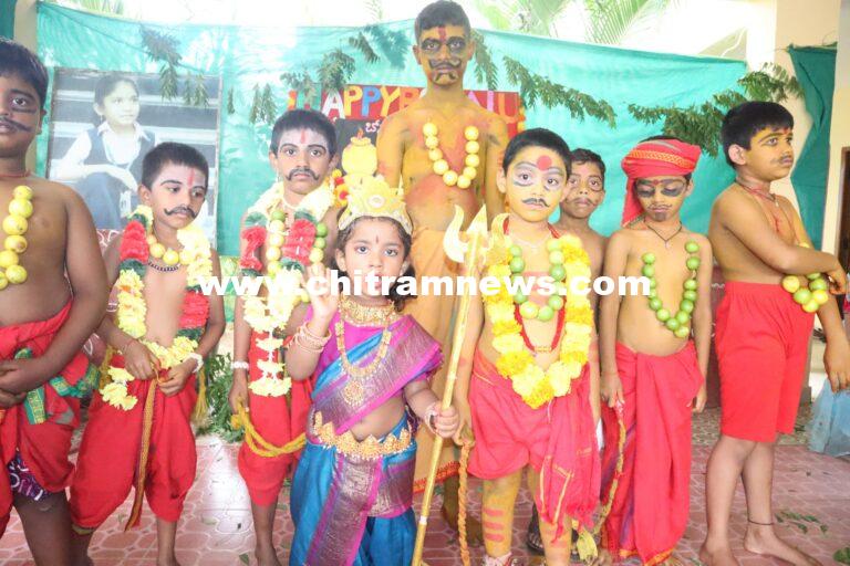 లోటస్ పాండ్ పాఠశాలలో ఘనంగా బోనాల పండుగ వేడుకలు 