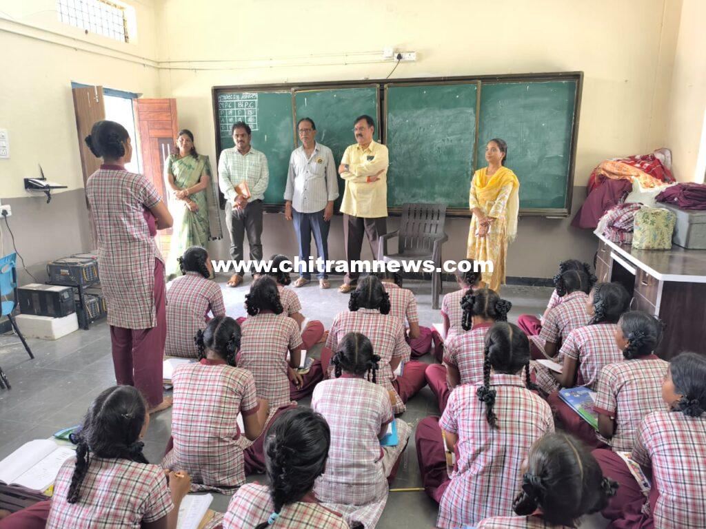 పరిసరాలను పరిశుభ్రంగా ఉంచుకోవాలి 