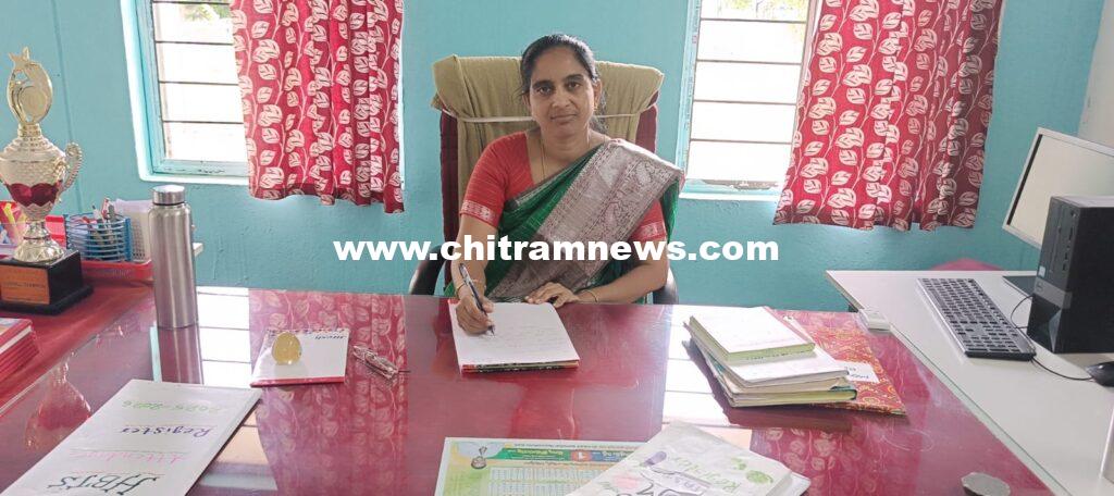 బోథ్ ఆదర్శ పాఠశాలలో బోధించుటకు ఖాళీ పోస్టులకు దరఖాస్తుల ఆహ్వానం