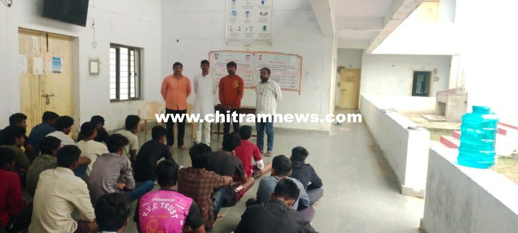 ఎస్సీ హాస్టల్ ను సందర్శించిన సామాజిక సమరసత ఖమ్మం జిల్లా హాస్టల్ విద్యార్థి కన్వీనర్ నవీన్