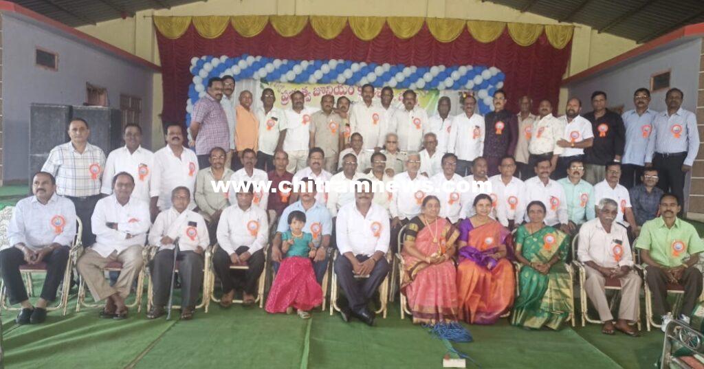 అ ‘పూర్వ’ విద్యార్థుల సమ్మేళనం