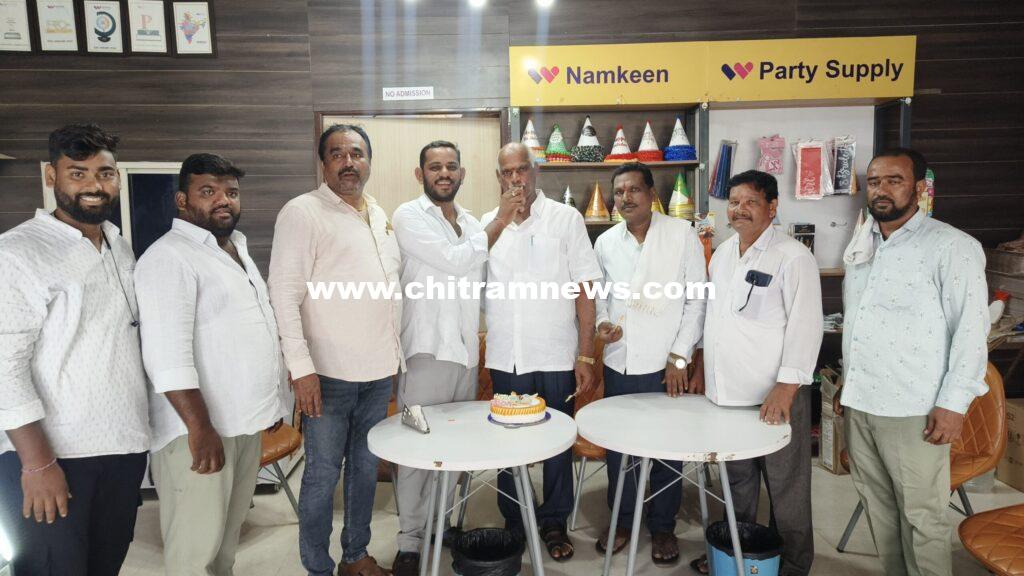 ఘనంగా  జడ్పీ మాజీ చైర్మన్ కోనేరు కృష్ణకుమార్ జన్మదిన వేడుకలు