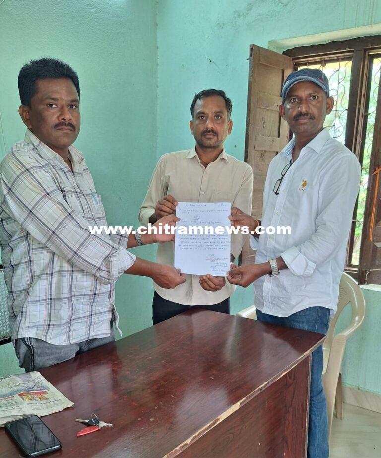 అంతర్రాష్ట్ర రహదారిపై గుంతలను పూడ్చండి 