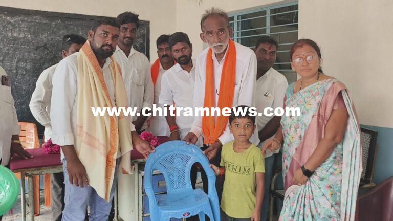 ఘనంగా సోషల్ మీడియా కన్వీనర్ జీవన్ జన్మదిన వేడుకలు