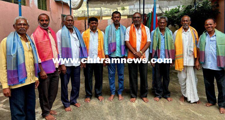 బోథ్ పద్మశాలి సంఘం ఆధ్వర్యంలో నేతన్నలకు ఆత్మీయ సన్మానం 