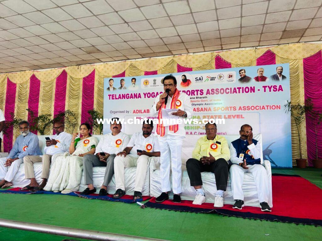 యోగాను నిత్య జీవితంలో భాగం చేసుకుంటే ఎన్నో లాభాలు: ఎమ్మెల్యే పాయల్ శంకర్