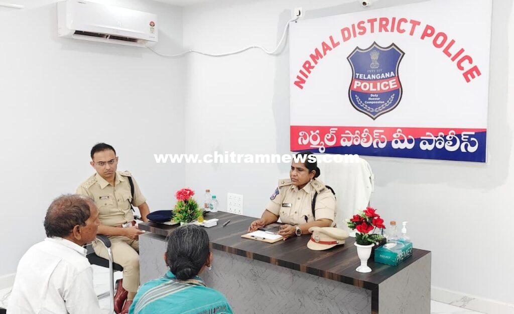 ఫిర్యాదులను సకాలంలో పరిష్కరించాలి