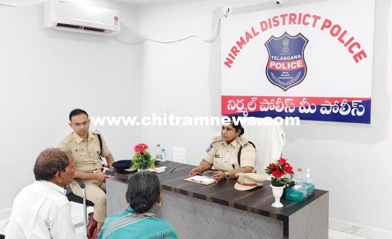 ఫిర్యాదులను సకాలంలో పరిష్కరించాలి