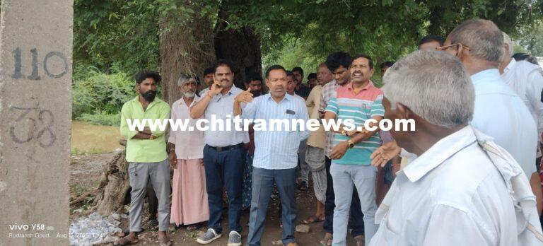 పెన్ గంగా నదిని సందర్శించిన తహసీల్దార్ రఘునాథరావు