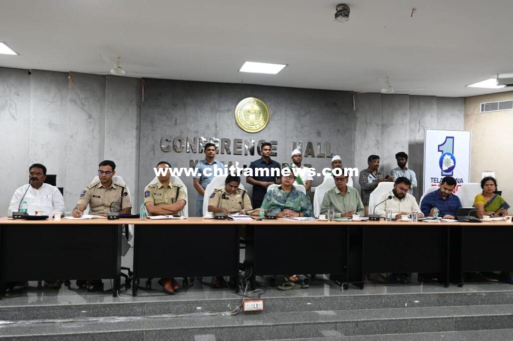 గణేష్‌ ఉత్సవాలు శాంతియుతంగా జరుపుకోవాలి