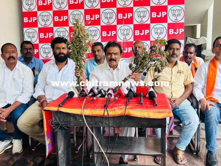 పంటకు బీమా ఉంటేనే రైతులకు ధీమా