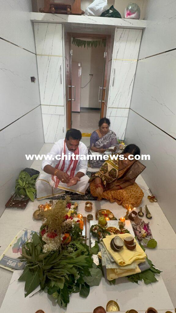 BORANCHU SEEEKANTH REDDY-బోరంచు నివాసంలో గణనాథునికి పూజలు