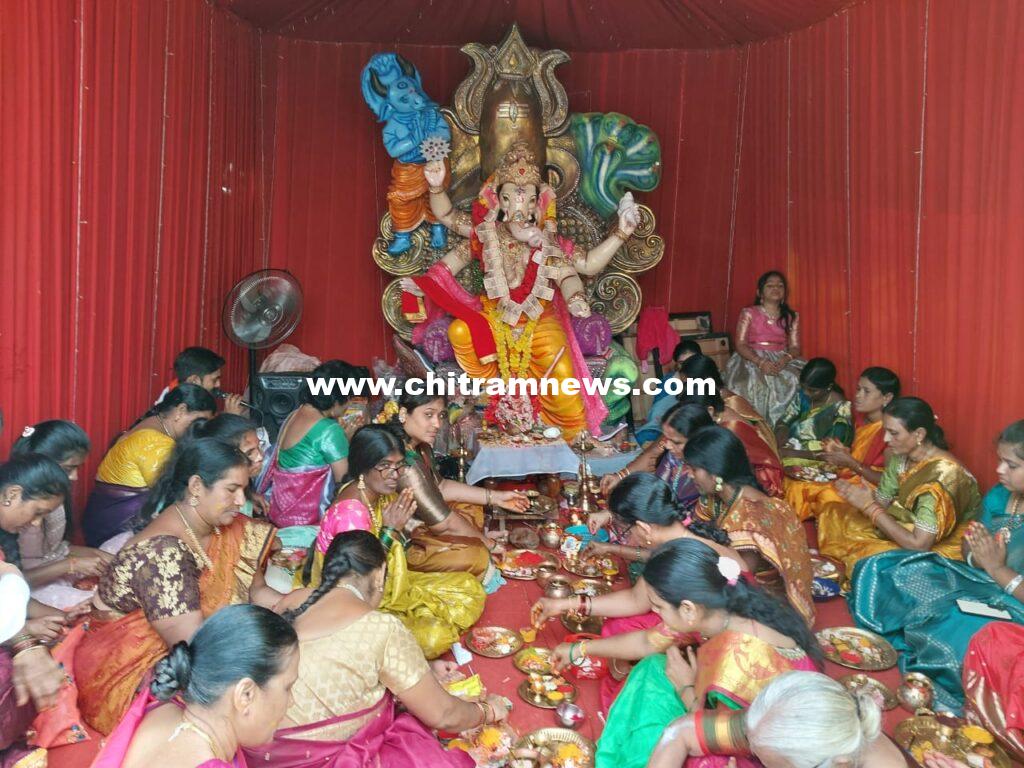 ఆకట్టుకుంటున్న బాలల గణేష్ మండలి వినాయకుడు 