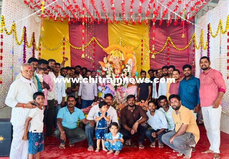 ఘనంగా గణపయ్యకు వీడ్కోలు 