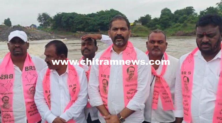 తర్నం బ్రిడ్జిని నిర్మించండి _ఏఎంసీ మాజీ  వైస్ ఛైర్మన్ వేణుగోపాల్ యాదవ్   