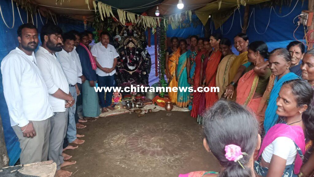 భక్తితో పాటు విద్యపై శ్రద్ధ వహించాలి