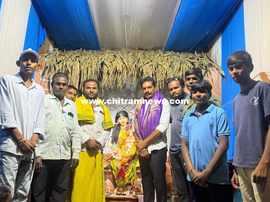 వినాయక మండపాల్లో బోరంచు శ్రీకాంత్ రెడ్డి పూజలు