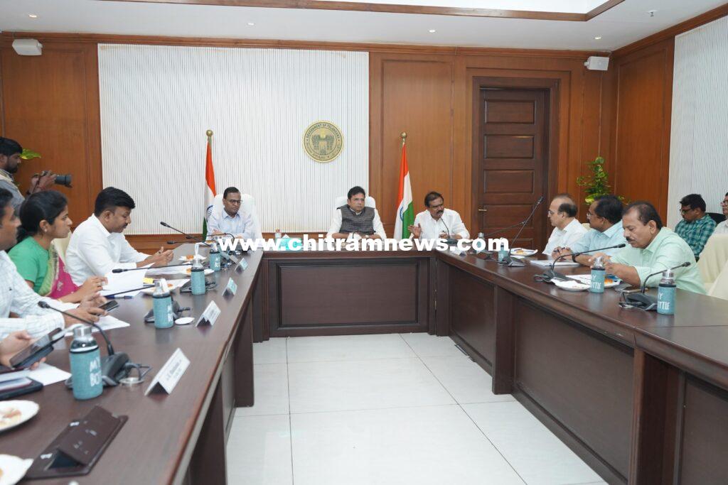 సిమెంట్ పరిశ్రమపై చిగురిస్తున్న ఆశలు