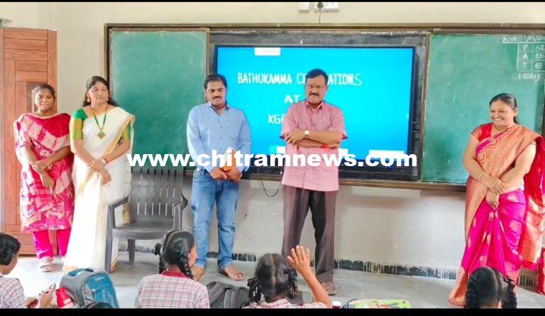 విద్యార్థులు లక్ష్యం నిర్దేశించుకొని ముందుకు వెళ్లాలి