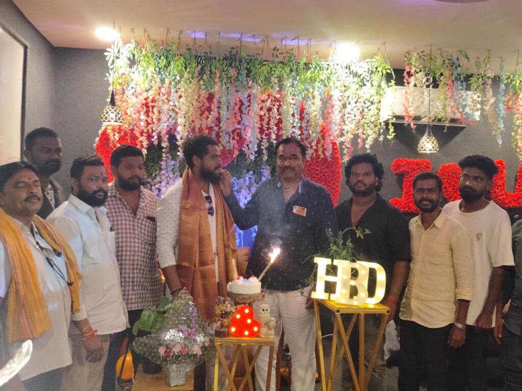 ఘనంగా అజయ్ మహాకాళ్ జన్మదిన వేడుకలు