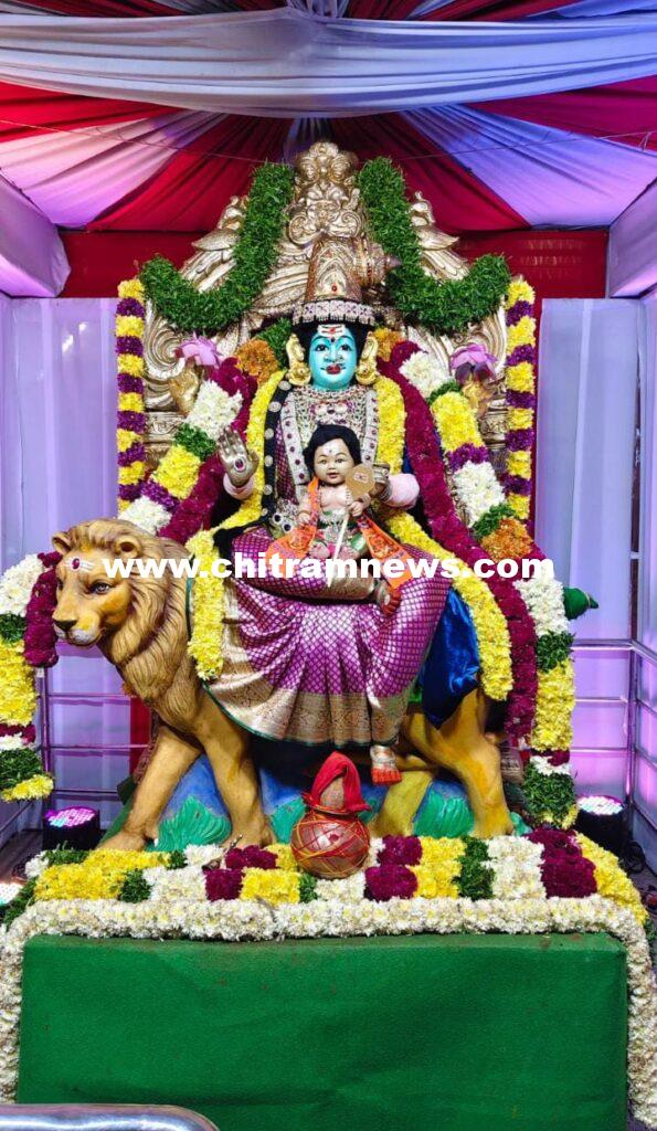 స్కంద మాత అలంకారంలో భక్తులకు దర్శనం