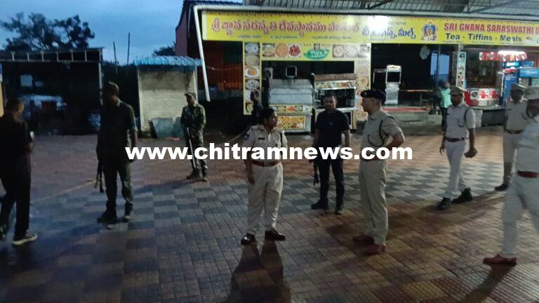 గోదావరి నదిని పరిశీలించిన నిర్మల్ ఎస్పీ డా. జానకి షర్మిల