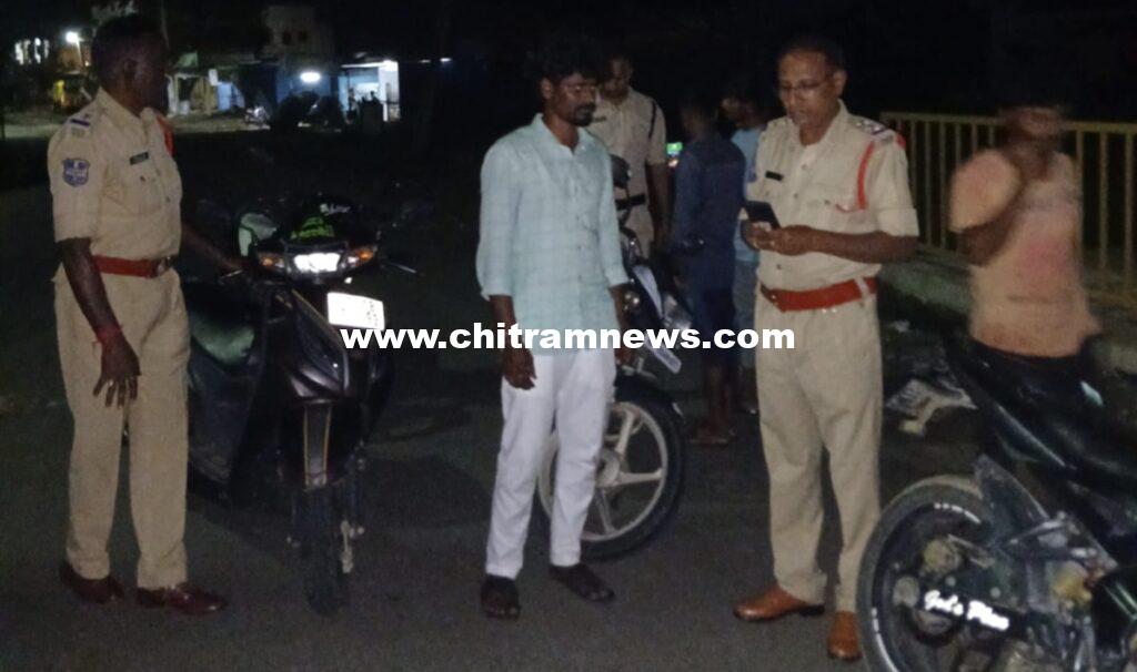 Vehicle checking_ బాసరలో విస్తృతంగా వాహనాల తనిఖీ