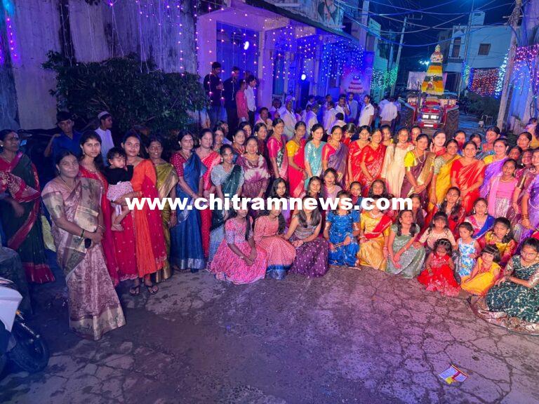 రెడ్డి సంఘం ఆధ్వర్యంలో బతుకమ్మ సంబరాలు