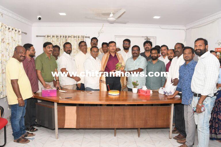 కలెక్టర్  రాజర్షి షాకు శుభాకాంక్షల వెల్లువ