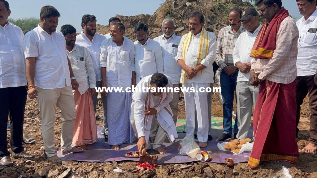 తరోడ నూతన బ్రిడ్జి నిర్మాణ పనులకు భూమిపూజ 