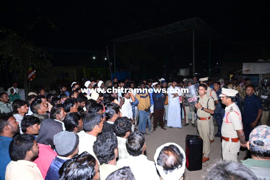 రెచ్చగొట్టేలా ప్రయత్నిస్తే కఠిన చర్యలు: ఎస్పీ అఖిల్ మహాజన్