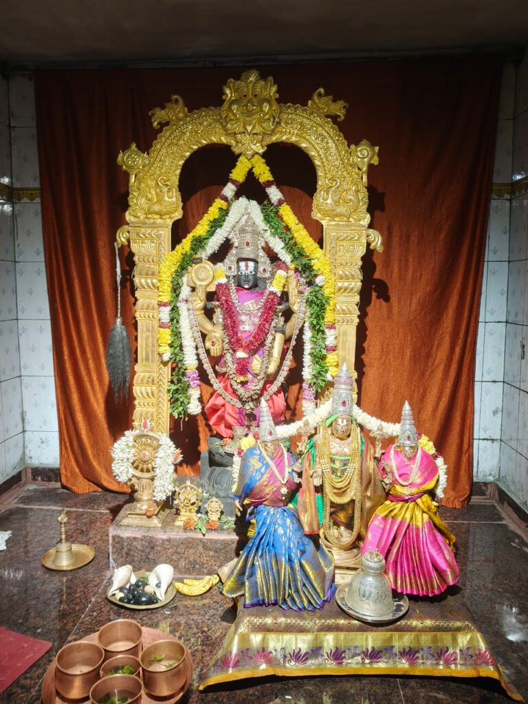 శ్రీదేవి, భూదేవి సమేత శ్రీ వెంకటేశ్వర ఆలయంలో అన్నదానం