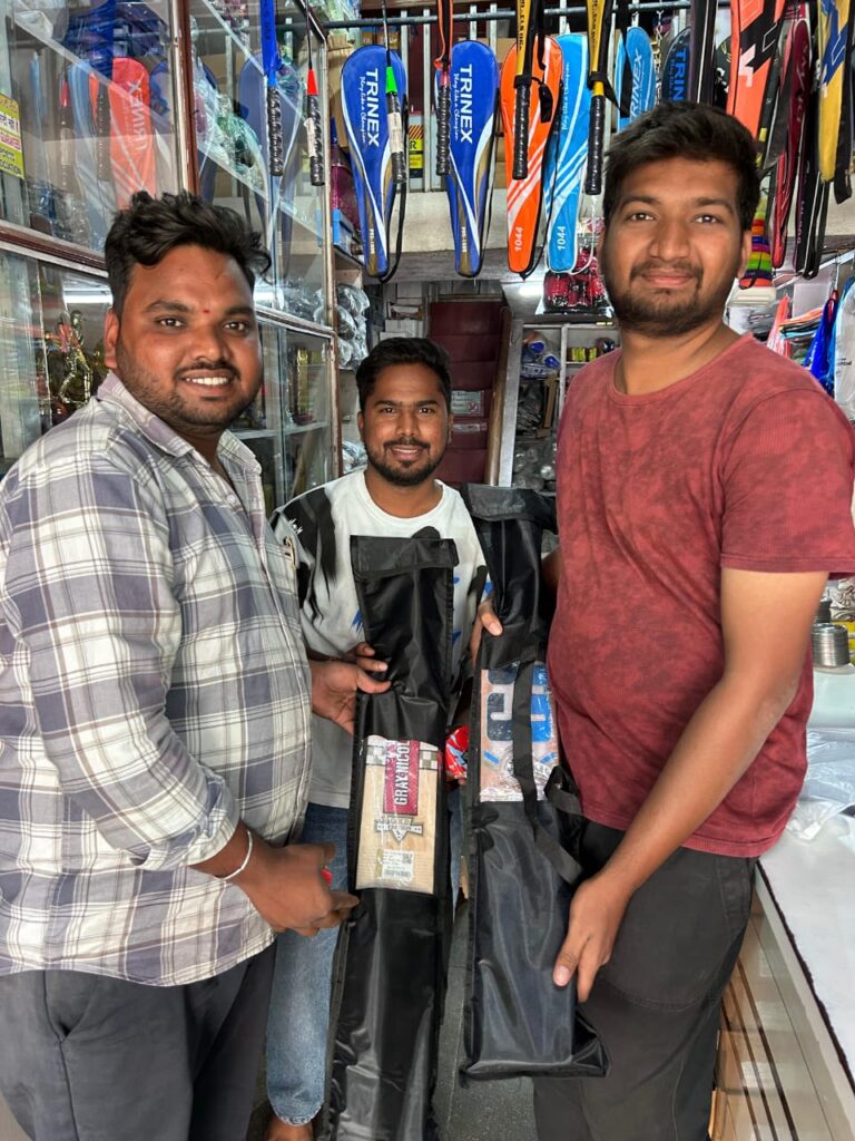 సాంగిడి ఉప సర్పంచ్ జిమ్మ శేఖర్ ఉదారత