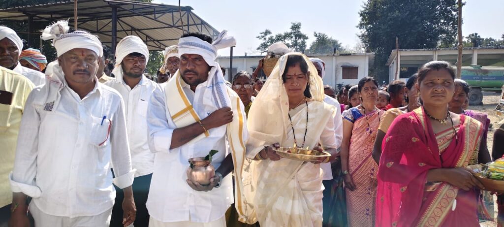 బైరందేవ్, మహాదేవ్ ఆలయంలో ప్రారంభమైన జాతర