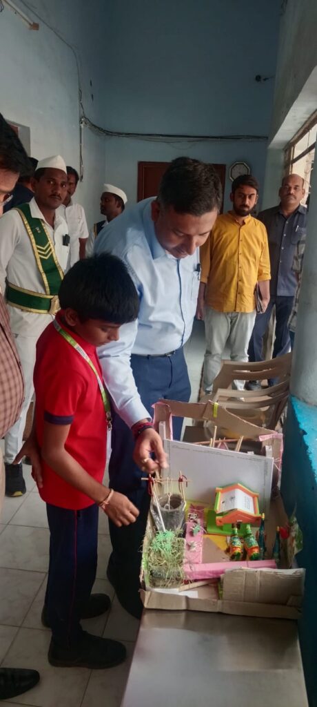 విద్యార్థి అనురాగ్ రెడ్డిని అభినందించిన కలెక్టర్ రాజర్షి షా