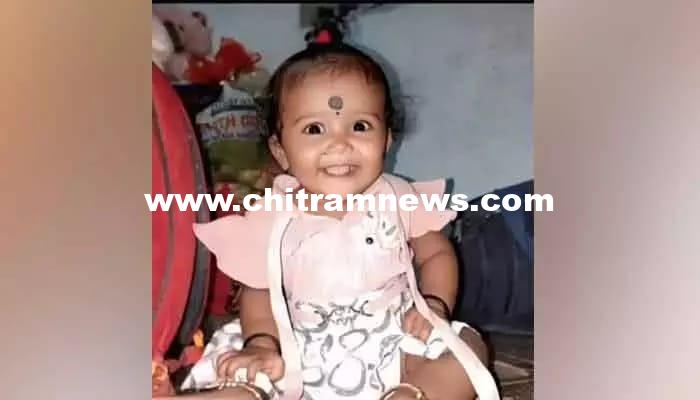 తండ్రి కారు టైరు కింద పడి 16నెలల పసికందు మృతి 