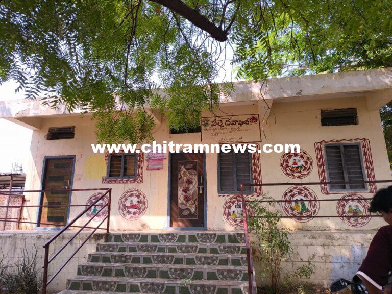 తరోడ పల్లె దవాఖానలో వైద్యుడిని నియమించాలి 