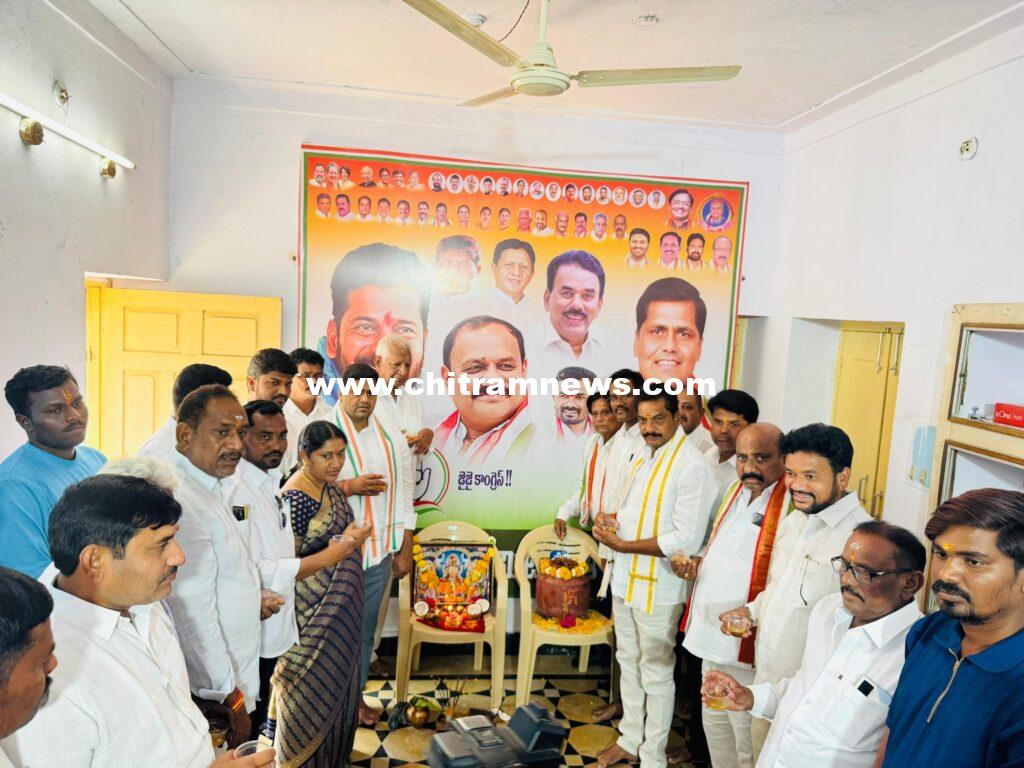 ఆదిలాబాద్ డీసీసీ కార్యాలయంలో ఘనంగా ఉగాది వేడుకలు