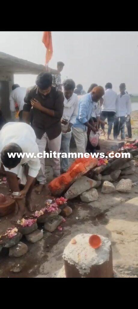 నందీశ్వరుడికి గ్రామస్తుల ప్రత్యేక పూజలు 