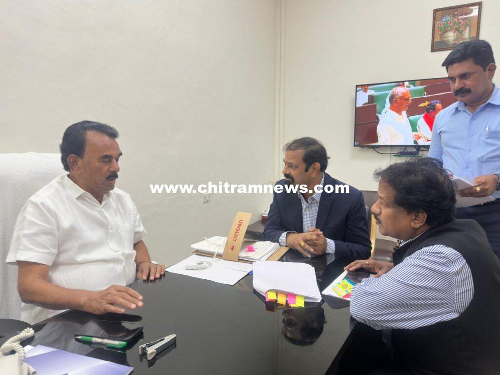 బాసర ట్రిపుల్ ఐటీలో తాజా పరిస్థితిపై మంత్రి జూపల్లి సమీక్ష