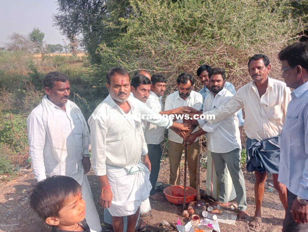 అవాల్‌పూర్‌లో వాటర్ ట్యాంక్ నిర్మాణానికి భూమి పూజ