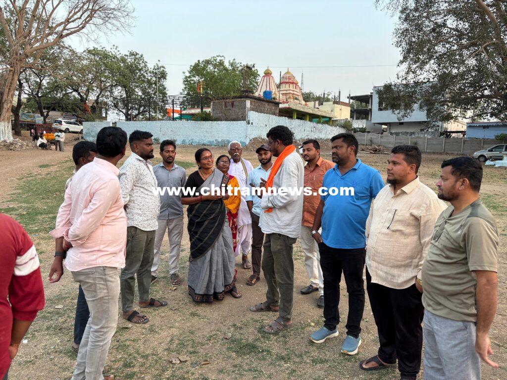 సీతారాముల కల్యాణ మహోత్సవ ఏర్పాట్లు పరిశీలించిన ఆత్రం సుగుణ