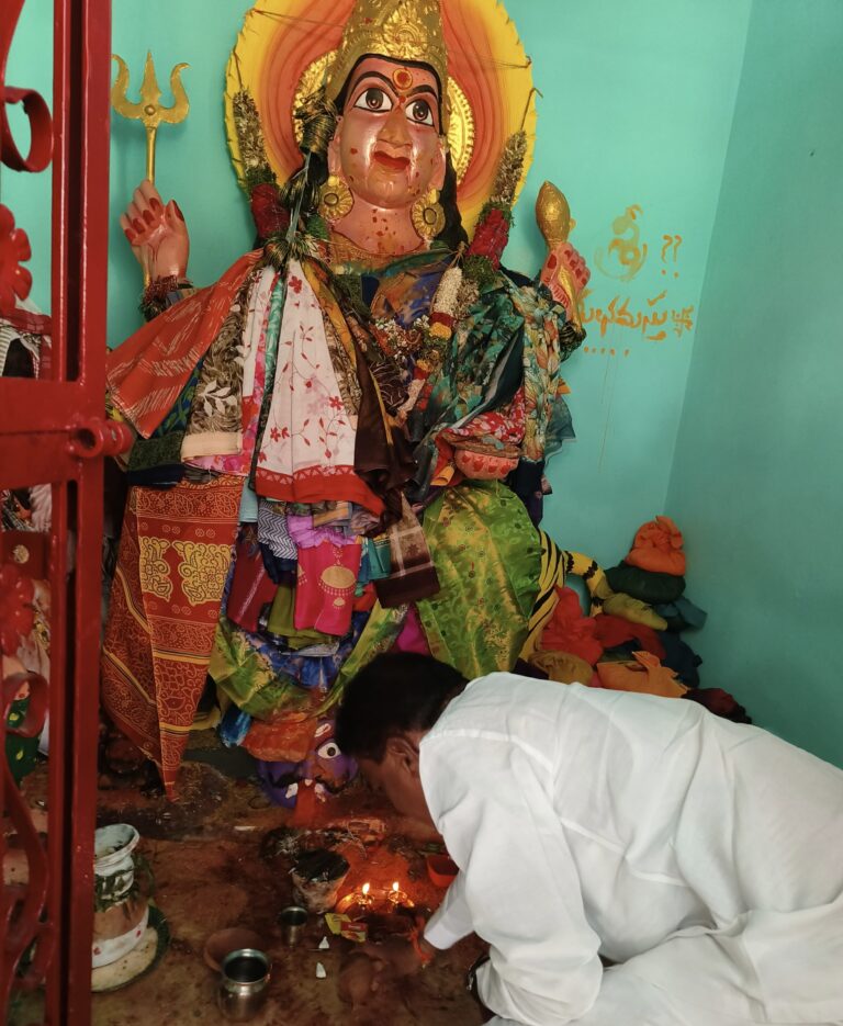 పెద్దిరాజు పెద్దమ్మ కల్యాణ మహోత్సవంలో రాష్ట్ర ఎస్సీ,ఎస్టీ కమిషన్ చైర్మన్  బక్కి వెంకటయ్య