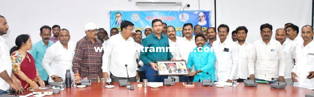 మహనీయుల జయంతి ఉత్సవాలను విజయవంతం చేయండి..జిల్లా కలెక్టర్ రాజర్షి షా 