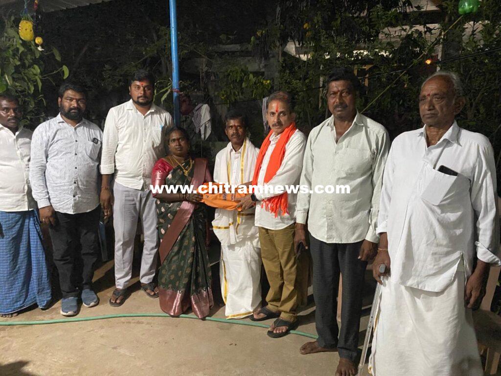 వెల్లంపల్లిలో బూత్ అధ్యక్షుడి గృహ ప్రవేశానికి హాజరైన డా. పగడాల కాళీ ప్రసాద్ రావు