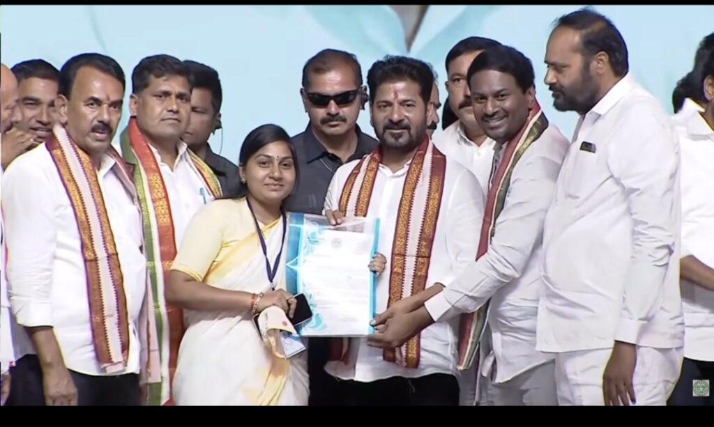 ఆదిలాబాద్ అభివృద్ధికి నిధులు కేటాయించండి: సీఎం రేవంత్ రెడ్డికి నేతల విన్నపం