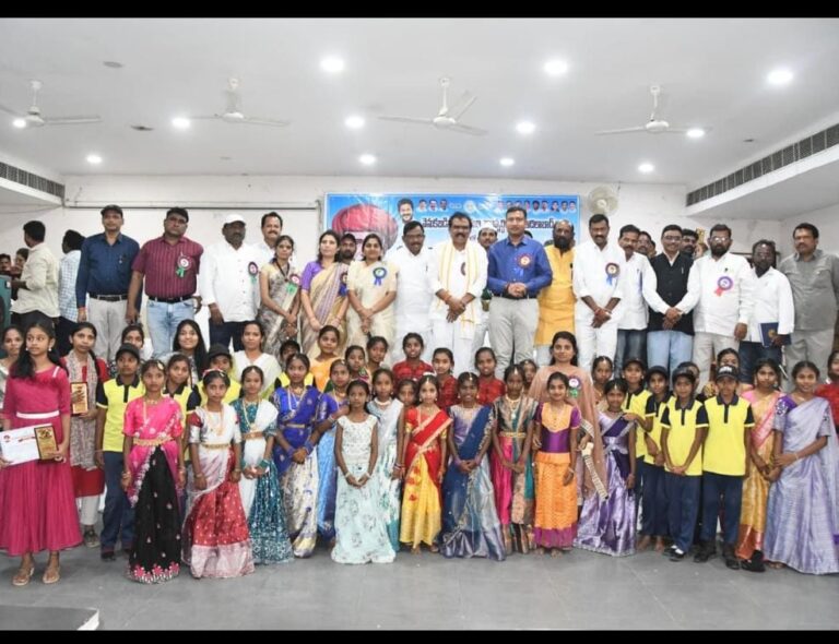 ఆదిలాబాద్‌లో మహాత్మా జ్యోతిబా ఫులే 200వ జయంతి వేడుకలు