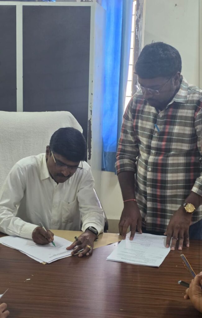 జీజీహెచ్ సూపరింటెండెంట్ గా బాధ్యతలు స్వీకరించిన ప్రొ.డా.నాగమోహన్