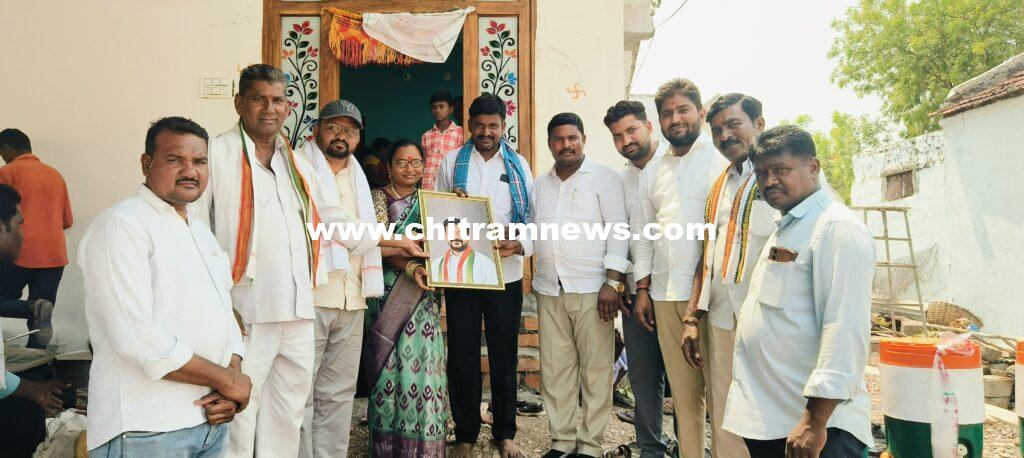 ఇందిరమ్మ ఇల్లు గృహప్రవేశానికి హాజరైన సామ రూపేష్ రెడ్డి